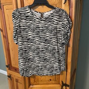 LOFT Black and White Zebra Print Short Sleeve Blouse